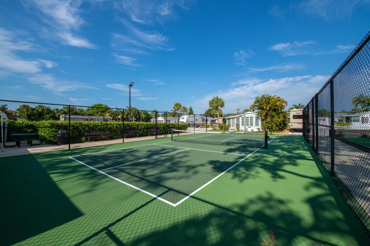 Groves Rv Resort Harlem Heights Zewnętrze zdjęcie