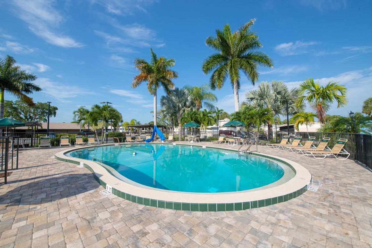 Groves Rv Resort Harlem Heights Zewnętrze zdjęcie
